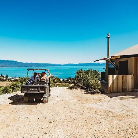 Drift Off Grid Luxury Eco Glamping Hotel Tarakohe Exterior photo