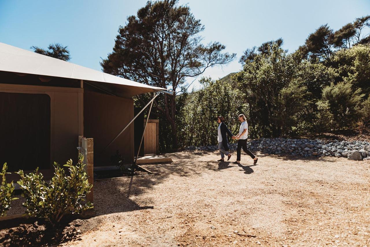 Drift Off Grid Luxury Eco Glamping Hotel Tarakohe Exterior photo