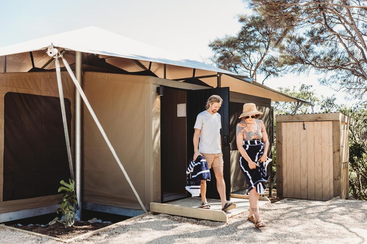 Drift Off Grid Luxury Eco Glamping Hotel Tarakohe Exterior photo