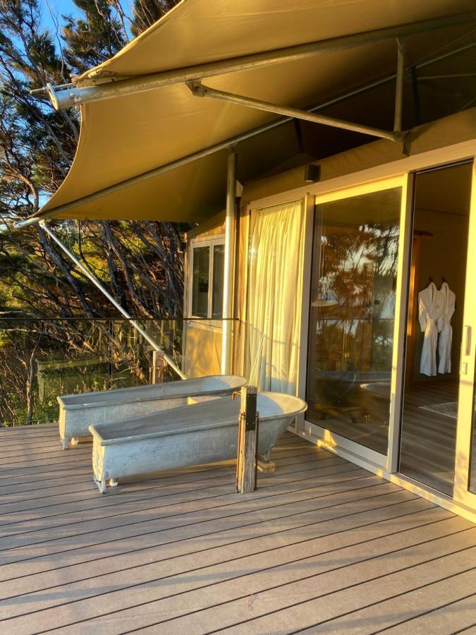Drift Off Grid Luxury Eco Glamping Hotel Tarakohe Exterior photo